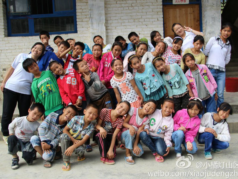 �挦���������ķքe���V�|�̌W(xu��)Ժ��С�ٟ���ɽ�^(q��)���W(xu��)����֧���꠆T�ͺ��ӂ���ʮ�ֲ�����7��29�գ����ˌ��g����Ц�ݶ���������꠆T�c���ӂ��Ĕz��һ�M�༉��Ӱ��